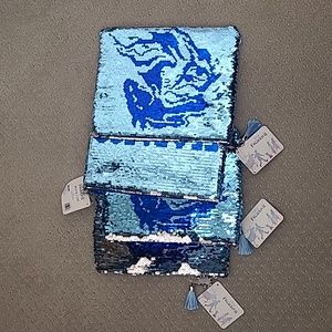 NEW Frozen II Pencil Cases (4 pcs)